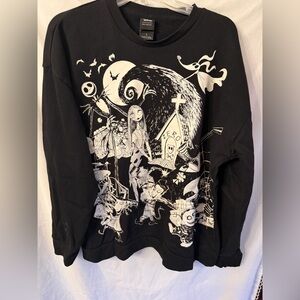 Hot Topic Tim Burtons The Nightmare Before Christmas  Crewneck Sweatshirt Size L